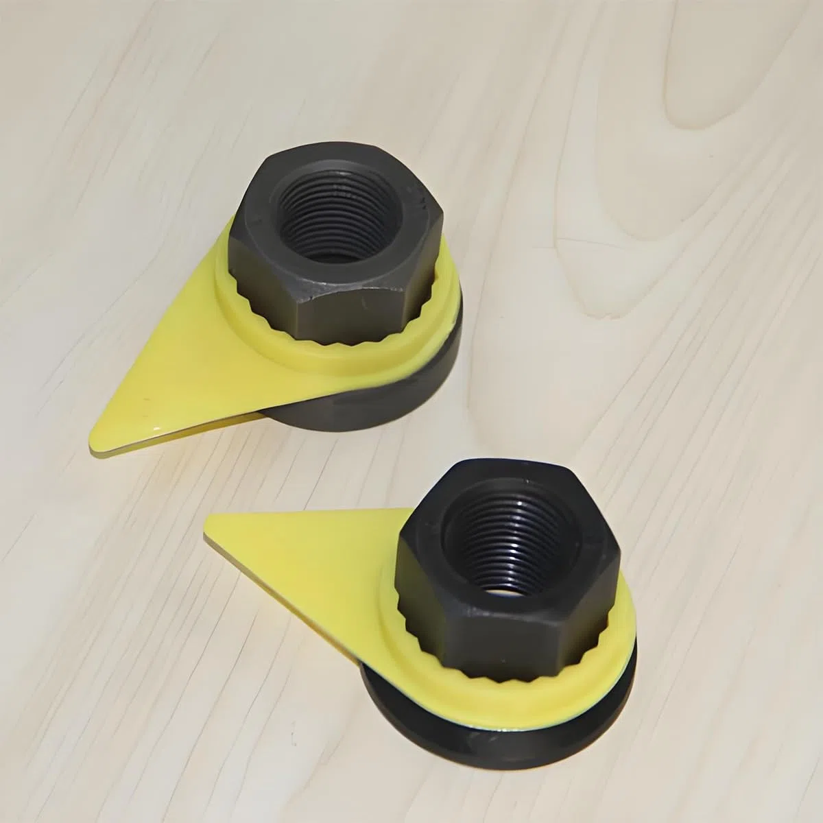 Indicador De Tuercas De Rueda Sueltas (100 Unidades, 32 Mm Y 33 Mm) for Camiones, Camiones, Autobuses Y Autocares Comerciales.