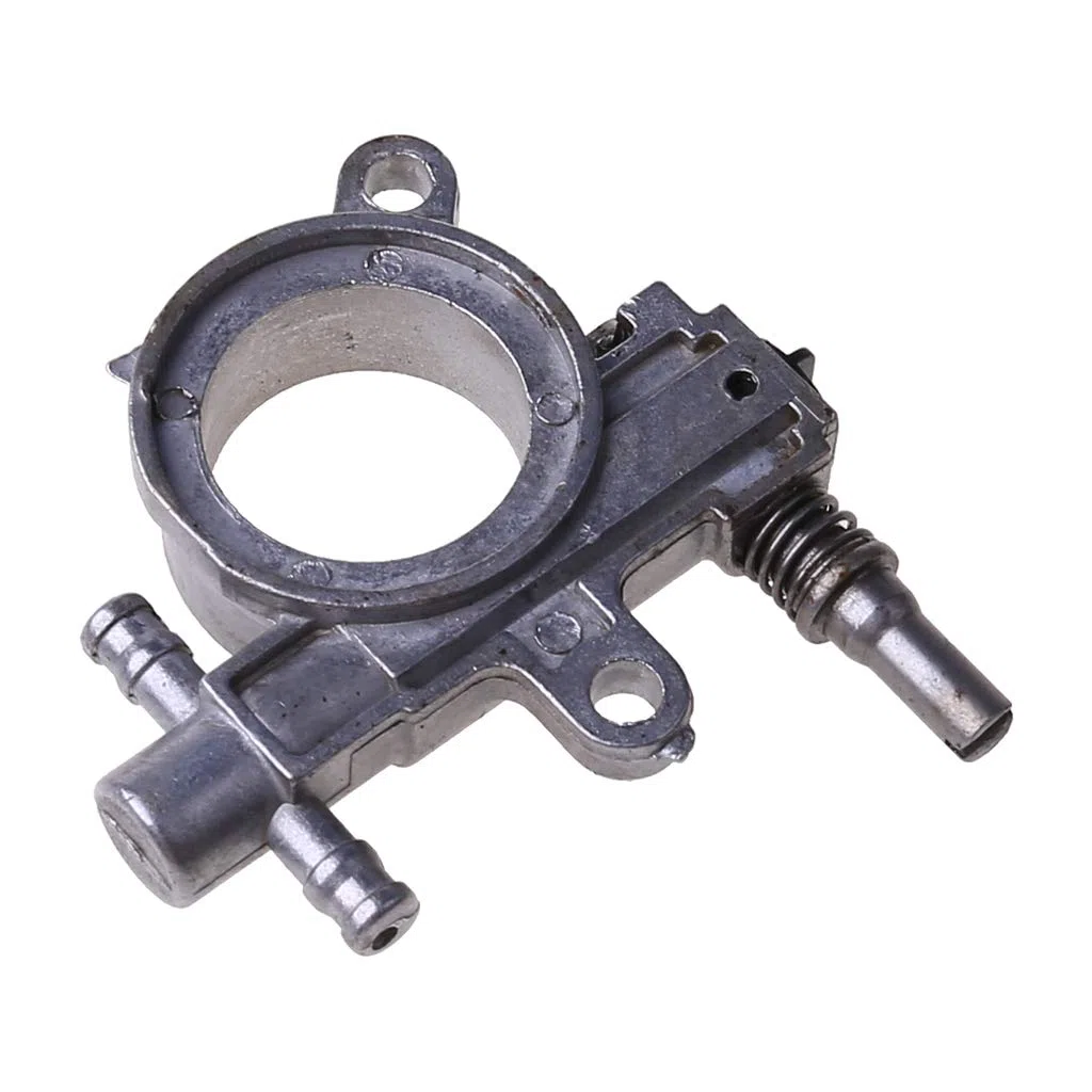 MONOJLY Bomba de Aceite de engrasador con Engranaje helicoidal, Piezas de Repuesto de Motosierra de Metal para Herramienta de reparación Duradera 2500/3800 25CC