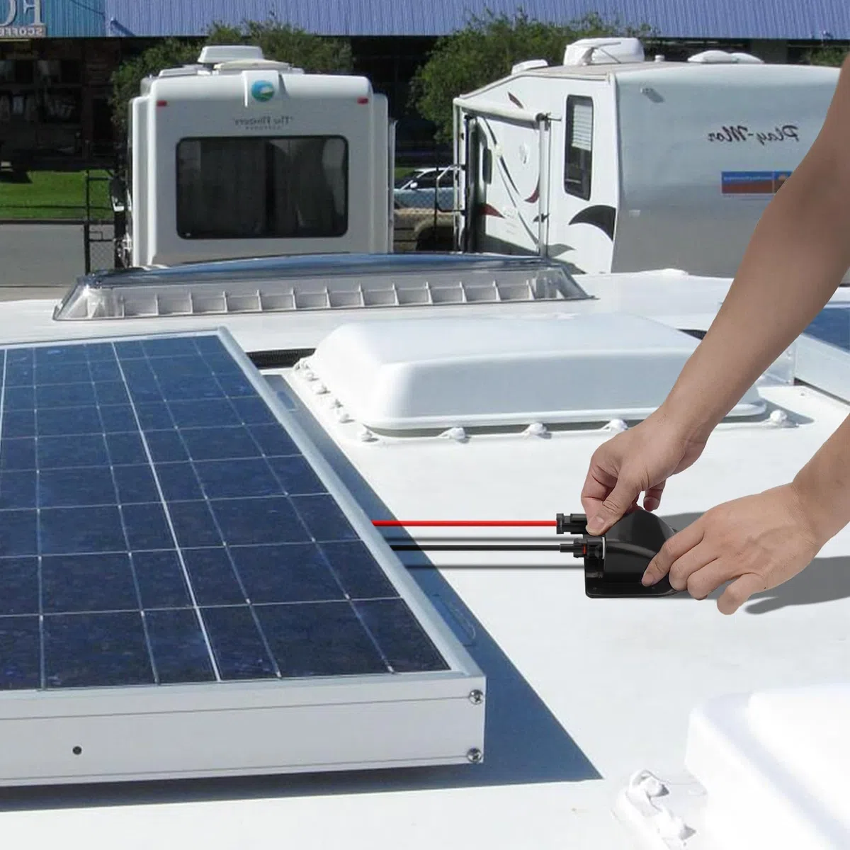 Mbsomnus 2 Piezas Placa de Entrada de Cable Solar Pasamuros Pasacables Impermeable Doble ABS Caja Cables Glándula Entrada Cable Solar Pasamuros Placa Solar para Claraboya Techo Caravana