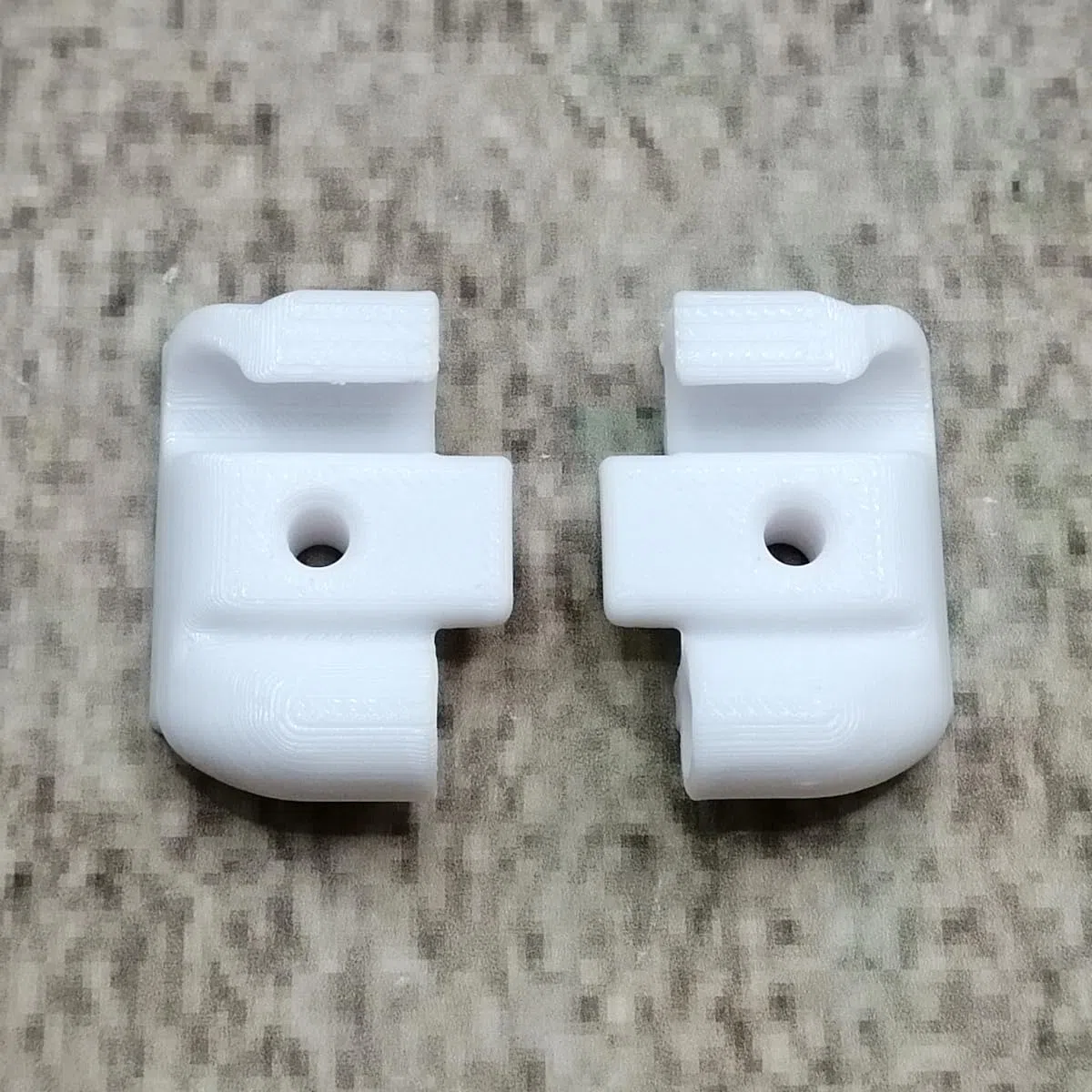 Juego de tapas finales de repuesto 2 piezas, color blanco, compatible con lista de guarnición, pieza de adorno, pieza final para caravana, compatible con Tabbert Dethleffs Hobby LMC TEC (Blanco