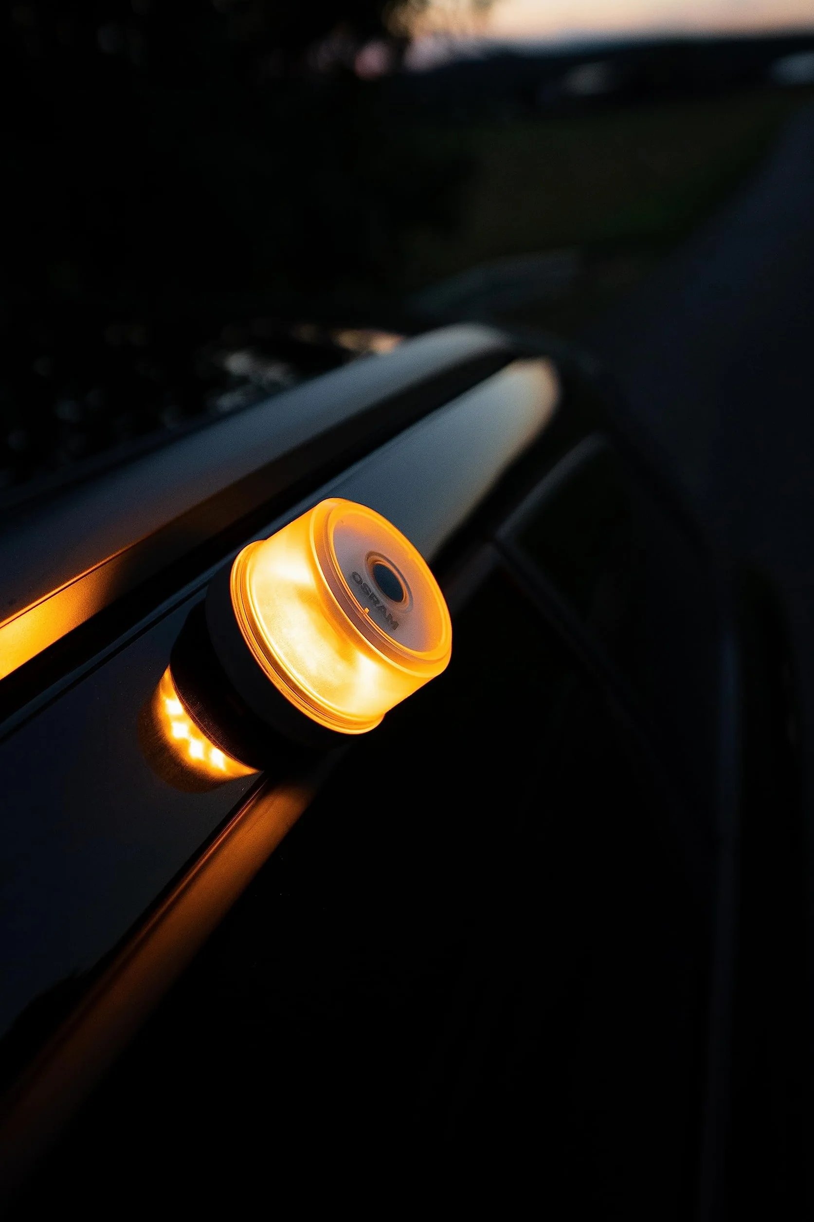 OSRAM Road Flare Signal V16, LEDSL102, luz de emergencia para coches, luz de avería, baliza emergencia coche