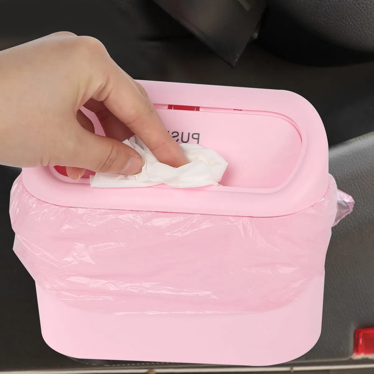 DUTIFUL Cubo de basura pequeño para coche, con tapa, con 105 bolsas de basura y 4 ganchos para asiento de coche, accesorios para almacenamiento y organización