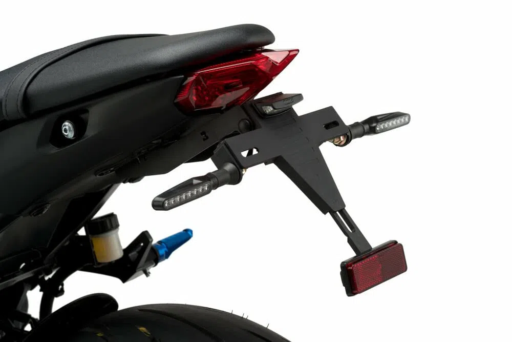 Puig 20768N Grupo Iluminación Led Compacto homologado con diseño eficiente y Alta Visibilidad para integración en Motocicleta, Negro