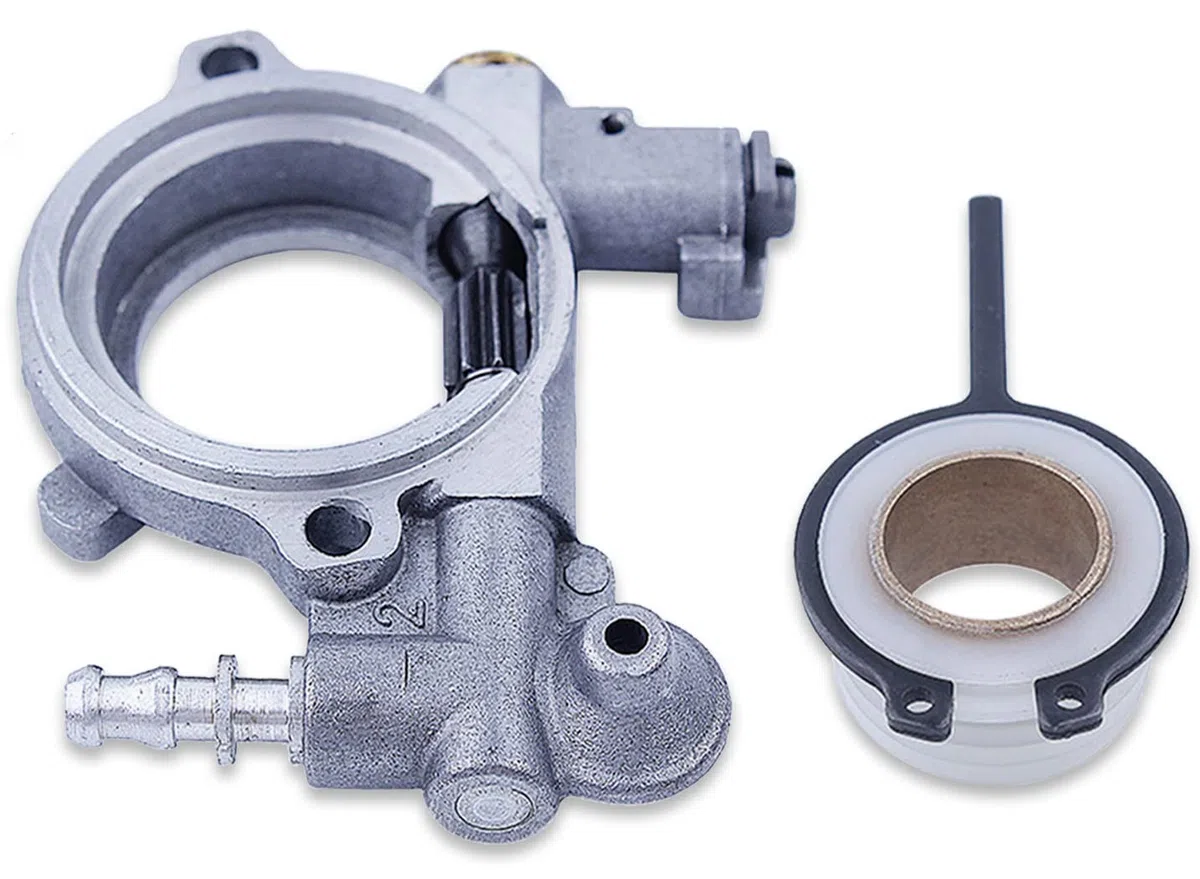 Bomba de Aceite para STIHL 024 AV MS 260 MS 240 Serie Motosierra, AUMEL Bomba Aceite con Engranaje de Tornillo Kit de Repuestos, Reemplaza 1121 007 1043