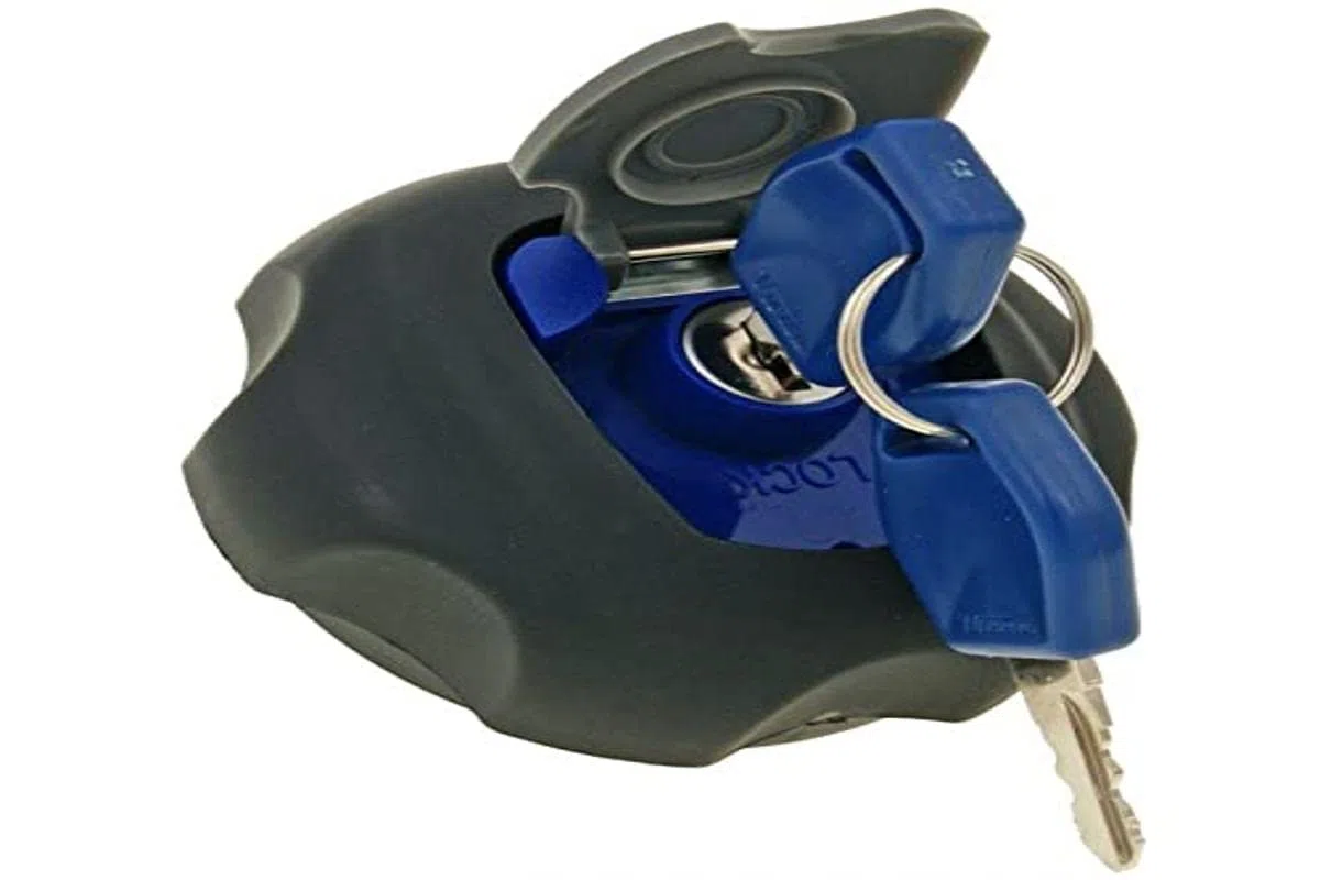 V PARTS - M422/54 : Tapon deposito gasolina