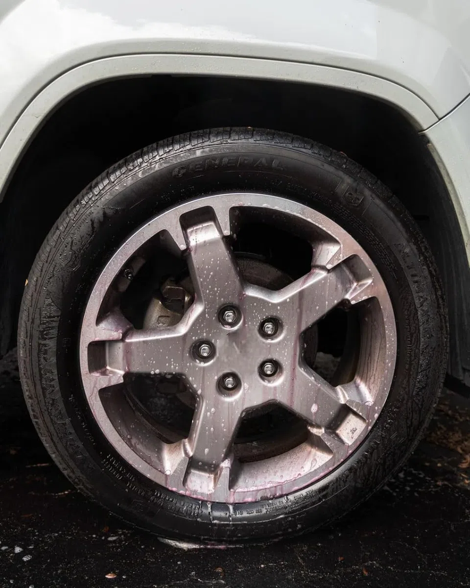 CARPRO WheelX - Spray limpiador para llantas y neumáticos de coche, listo para usar, 500 ml