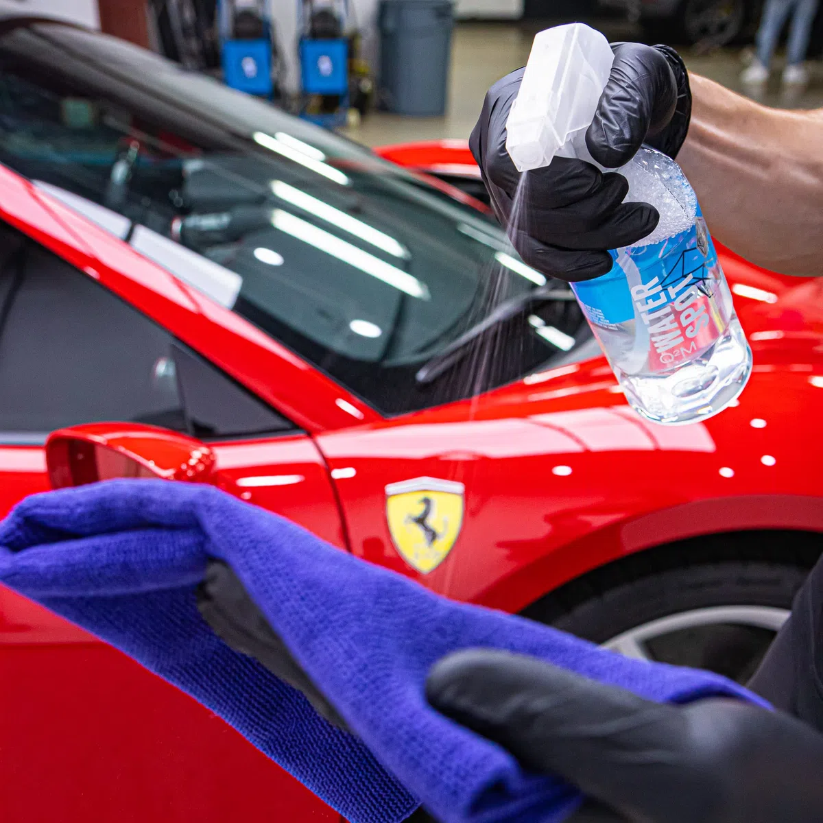 GYEON Q²M WaterSpot - Potente removedor de manchas de agua para pintura automotriz y coches con revestimiento cerámico - Seguro, eficaz y fácil de usar - Producto esencial para el mantenimiento de los