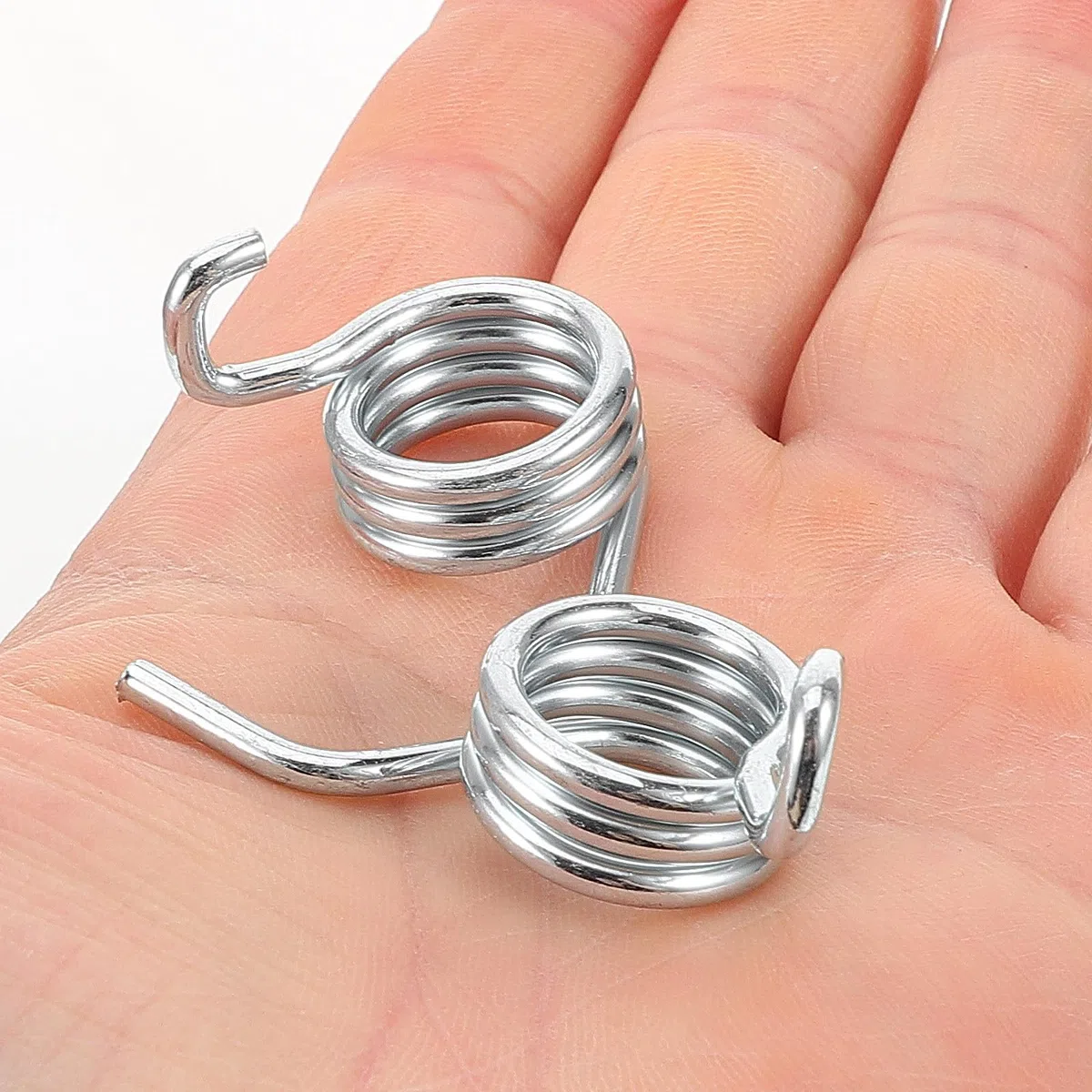 Soportes para Reposapiés de Motocicleta de Cross de Aleación de Aluminio Cnc, Aplicables Generales, 2 Piezas Resortes Resistentes para Uso Todoterreno
