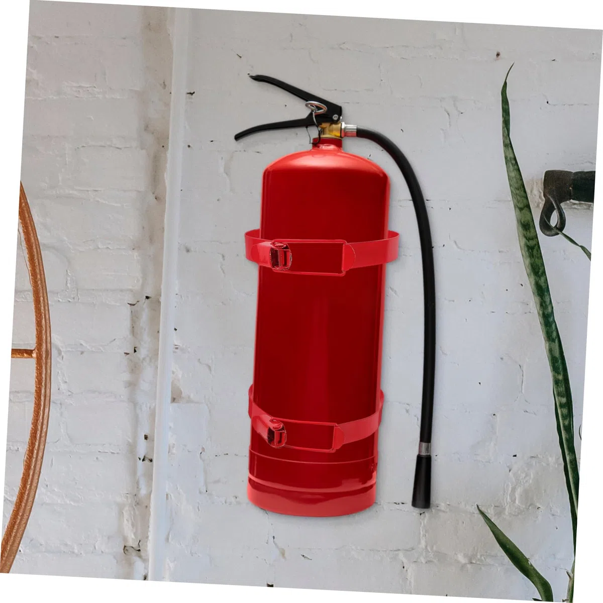 Holibanna Soporte De Pared Ajustable Para Extintor De Incendios 2 Kg Montaje Universal Para Vehículos Barcos Y Hogares Diseño Compacto Y Fácil De Instalar