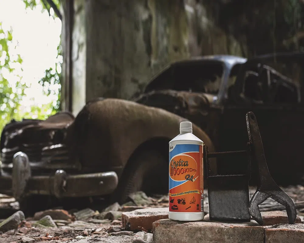 Sisbrill QuitaOooxido Gel Eliminador Óxido y Manchas Oxidación - Tratamiento de Coches, Motos, Náutica, Suelo y todo tipo de Metales - 1 Litro