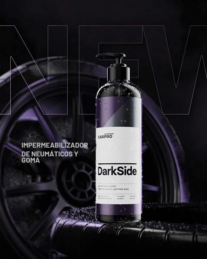 CARPRO DarkSide - Sellador para neumáticos y caucho, hidrófobo y autolimpiante, negro satinado, protección UV, revive el caucho opaco, listo para usar - 500 ml