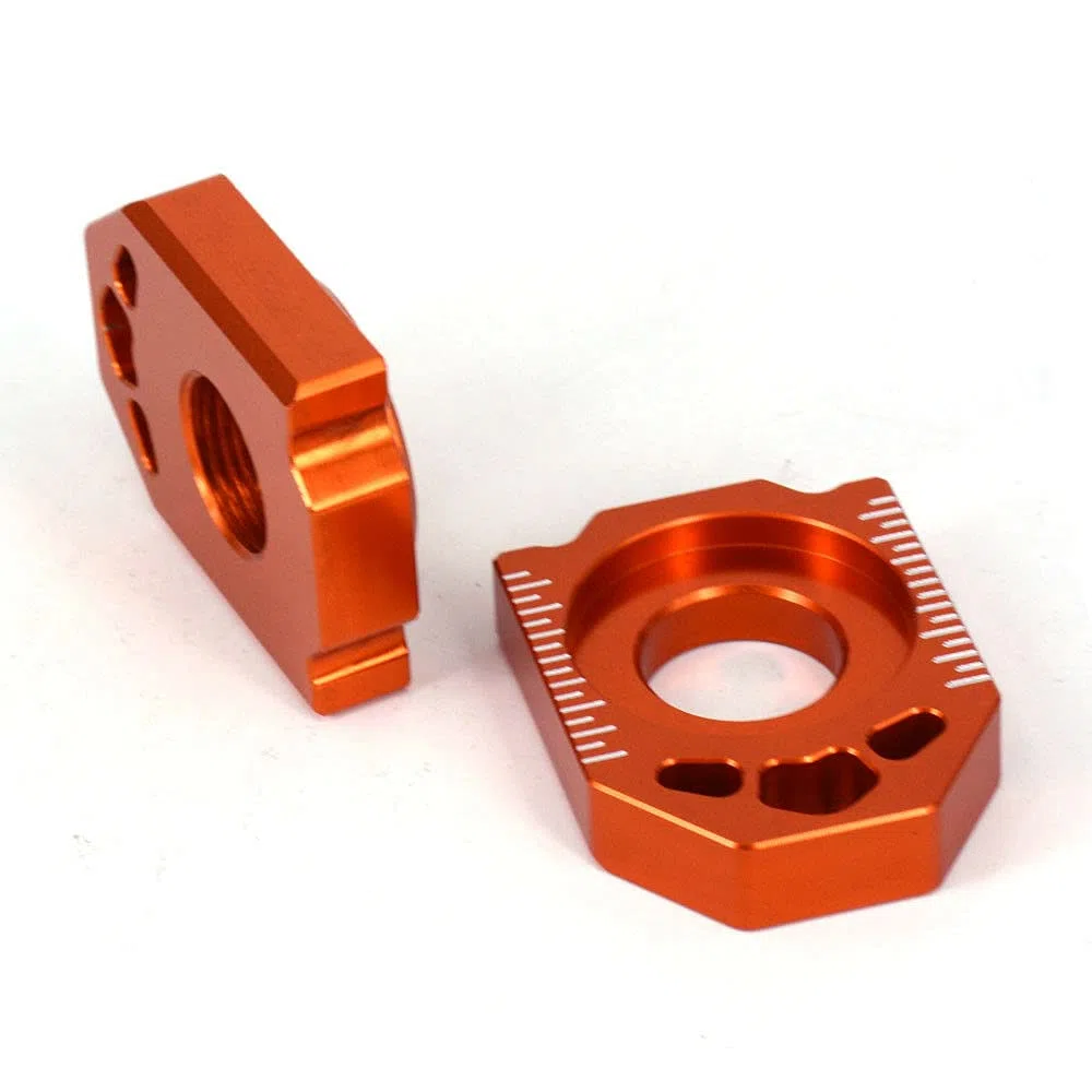 Tensor de cadena de bloque de eje trasero CNC para moto de cross 125-450 SX SXF XC XCF EXF 2013-2024 Dirt Pit Bike naranja