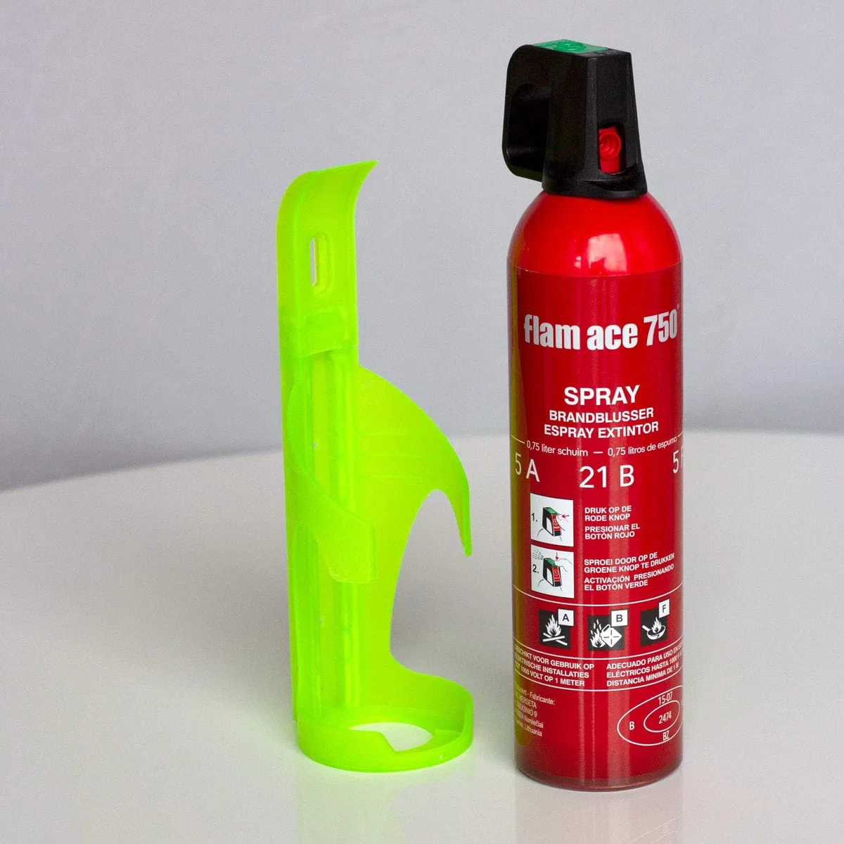 Extintor Coche Spray Flam Ace 750ml contra incendios en casa, caravana, barco, oficina, camping, cocinas, biodegrabale sin residuos para fuegos ABF y eléctricos hasta 1.000V, rojo