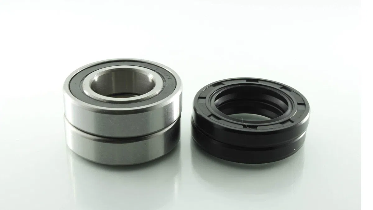 MECANIGOMEZ-Rodamientos Rueda Trasera KTM (Todas), Husqvarna 14-22, Husaberg 04-14, Gas Gas 21. Kits Reparación Compuesto de los rodamientos y Retenes necesarios. (25-1273)