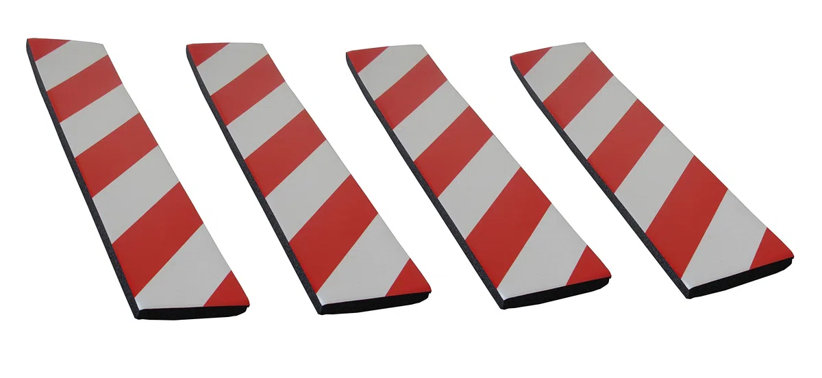 Protectoras Paragolpes de Pared Parking, Autoadhesivas, en Goma Espuma, para Aparcamientos y Garajes, 44x10x1,5 cm, 4 Piezas (Rojo Blanco)