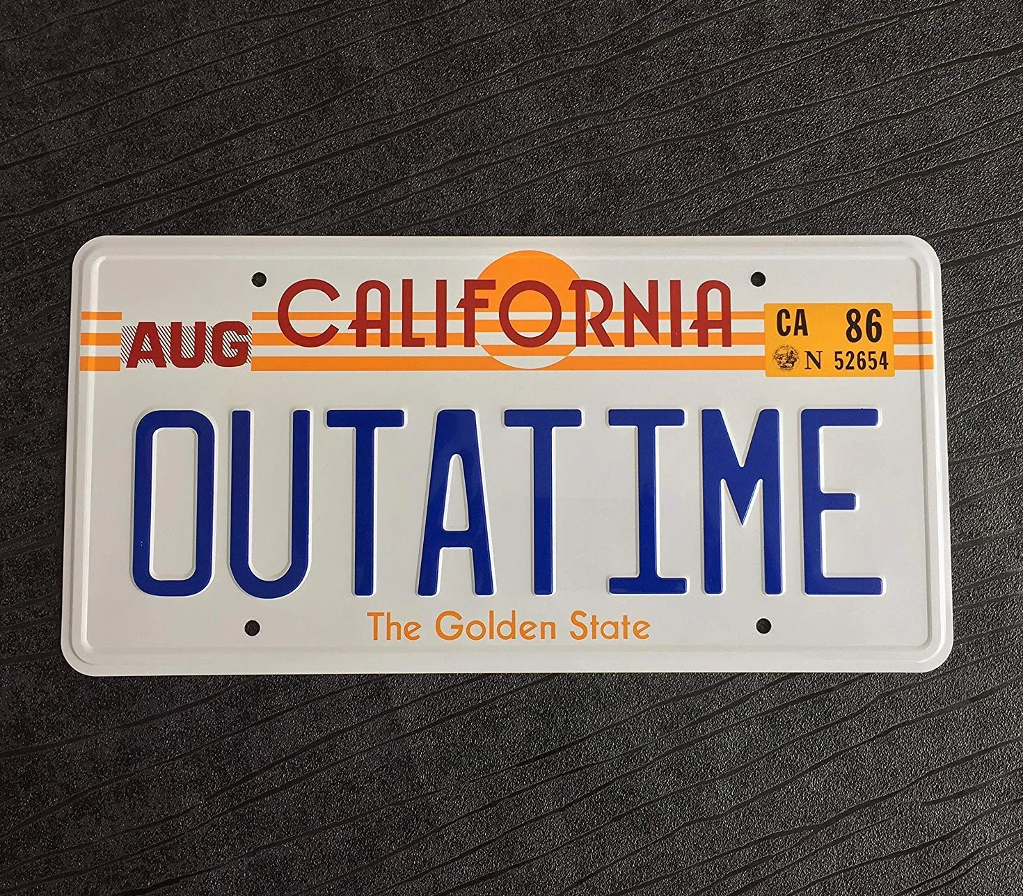 Back to The Future Placa de Matrícula Outatime - Propulsora de Regreso al Futuro - Placa Numérica Como Se Ve en el DMC-12 Delorean de Marty McFly y Doc Brown