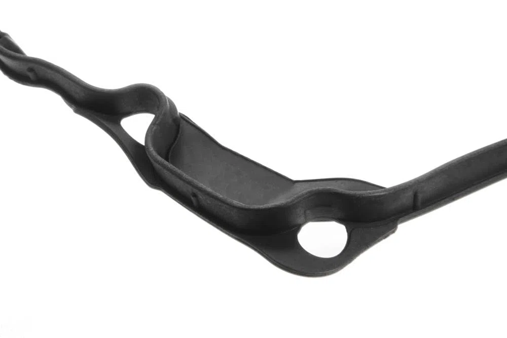 AJUSA 11111500 Junta tapa de culata de cilindro Compatible con VW Golf V Hatchback 1K1 TOURAN 1T1, 1T2 Polo IV Hatchback 9N, 9A Passat B6 Variant 3C5 Caddy III Furgoneta 2KA, 2KH, 2CA, 2CH, AUDI