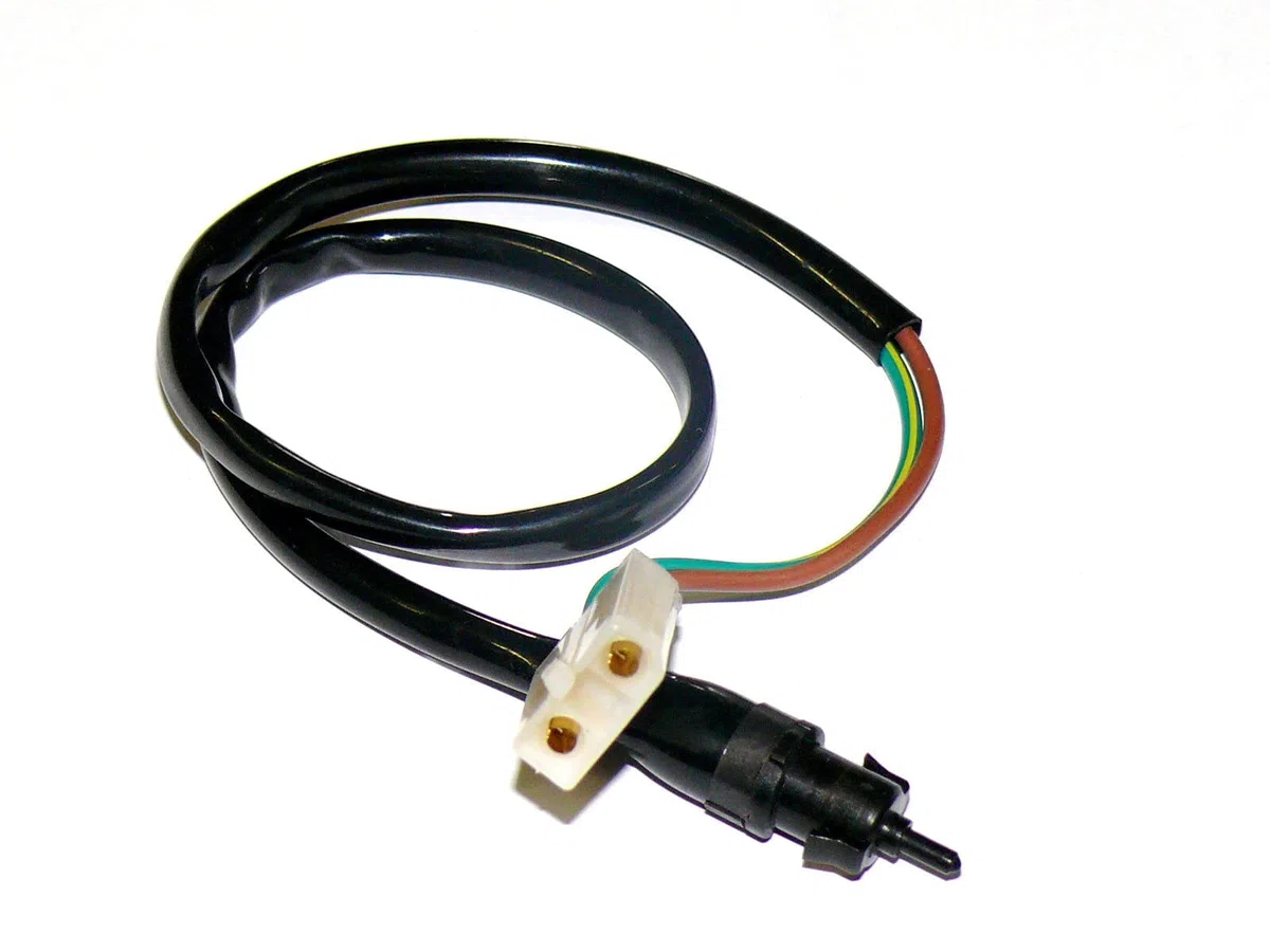 Interruptor de luz de freno para Yamaha DT TT XT XS 80 125 175 250 250 400 600 PGO Big Max